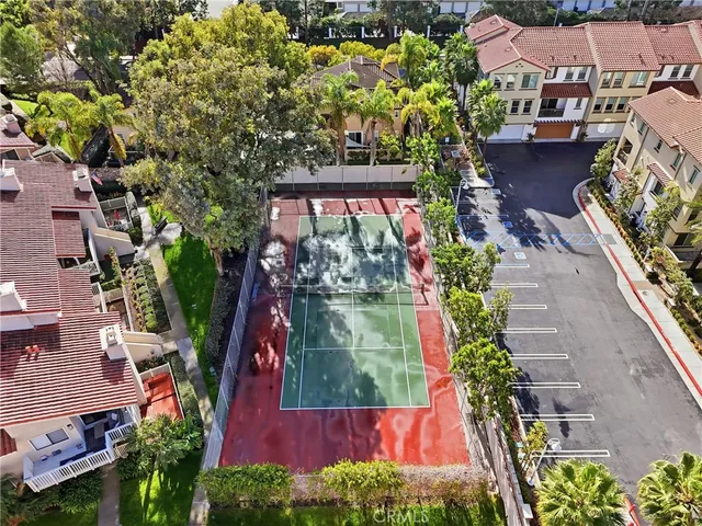 $760,000 | 19222 Shoreline Lane, Unit 7, Huntington Beach, CA 92648