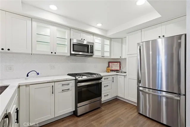 $760,000 | 19222 Shoreline Lane, Unit 7, Huntington Beach, CA 92648