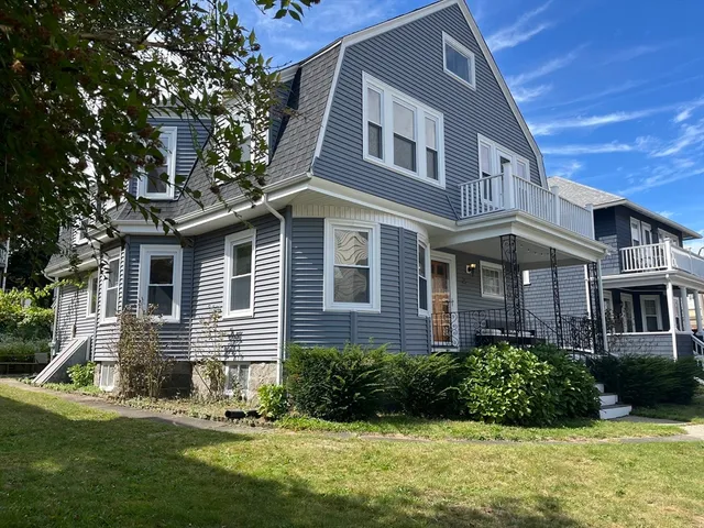 $2,600 | 25 Bradwood Street, Unit 1, Boston, MA 02131