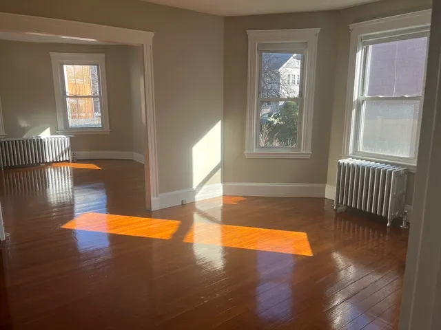 $2,600 | 25 Bradwood Street, Unit 1, Boston, MA 02131