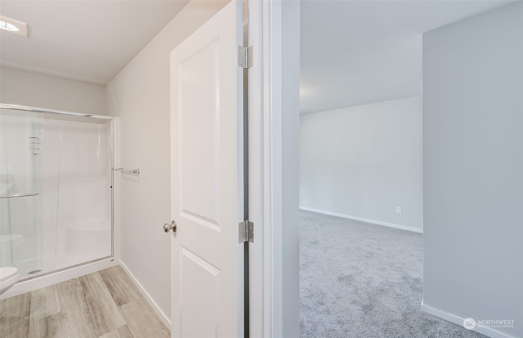 101 Walnut Street Tieton, WA 98947 - Photo 21 of 27 a view of a small space