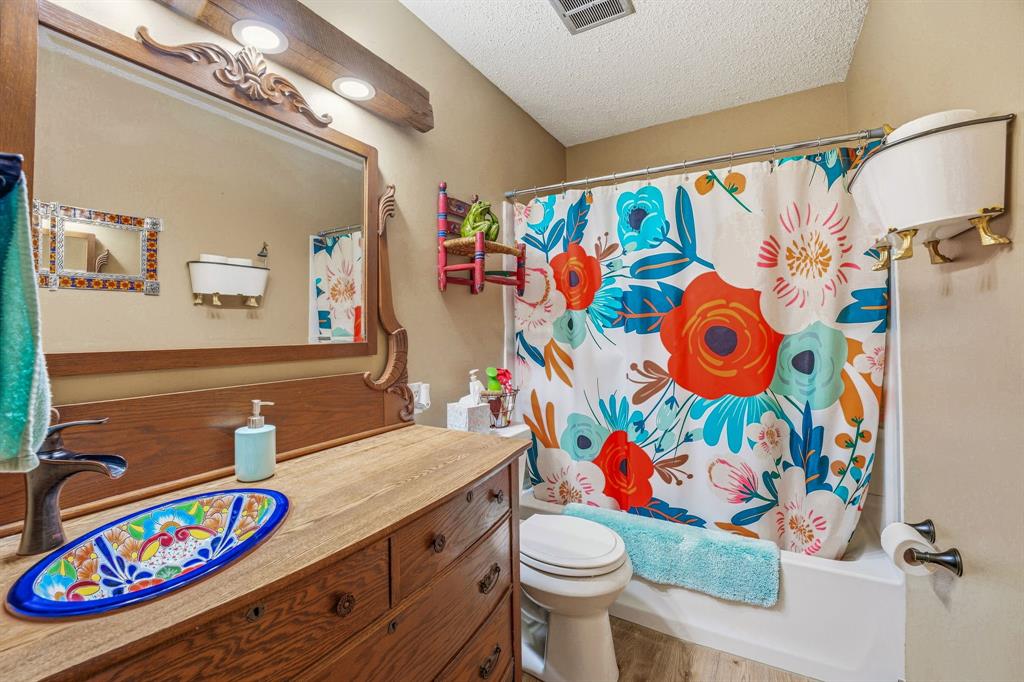 310 Centeridge Lane Graham, TX 76450 - Photo 14 of 36