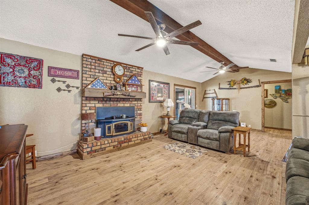 310 Centeridge Lane Graham, TX 76450 - Photo 7 of 36