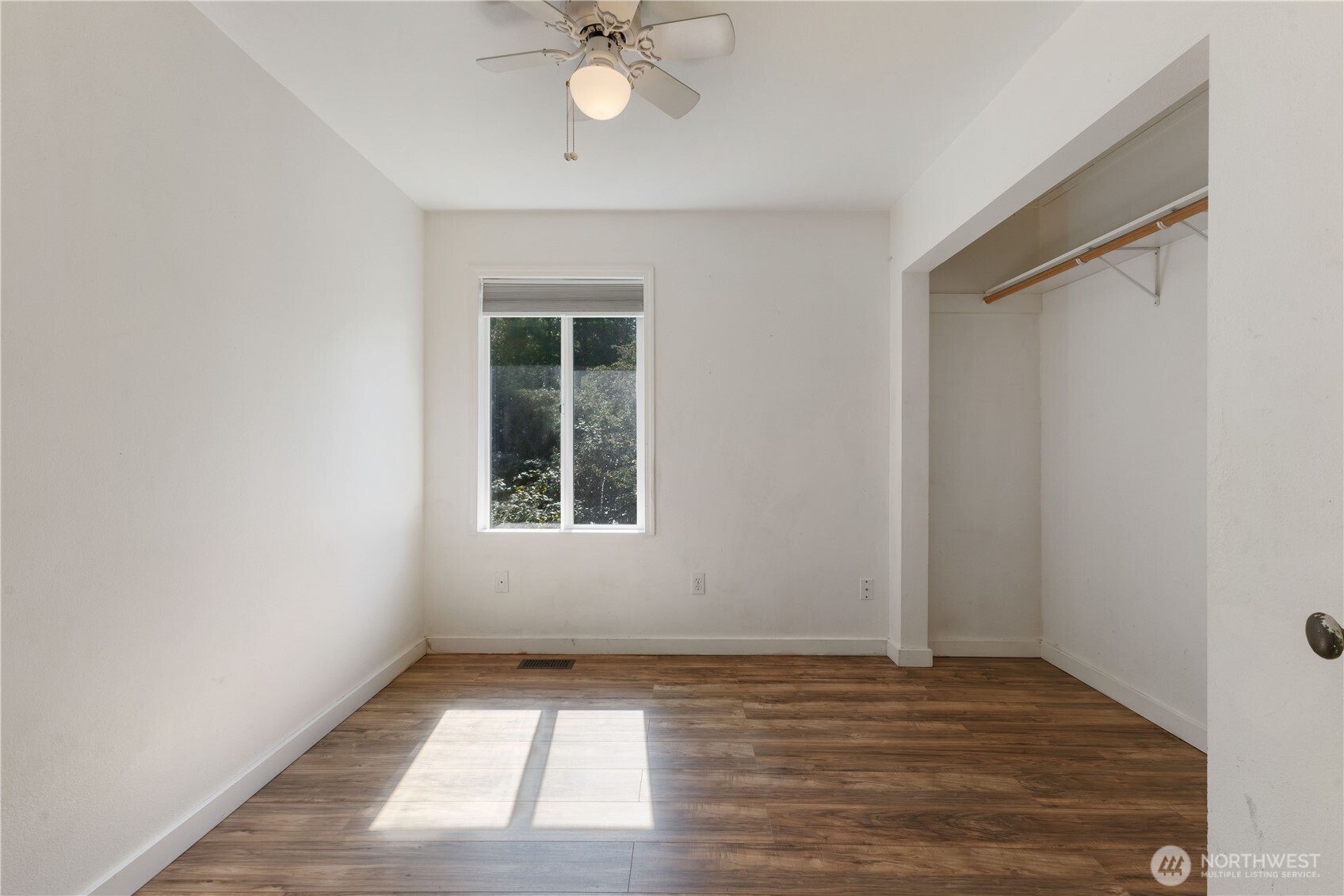 14217 196th Avenue Southeast Renton, WA 98059 - Photo 17 of 29 Gallery Image 17
