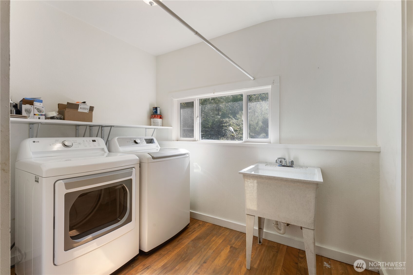 14217 196th Avenue Southeast Renton, WA 98059 - Photo 18 of 29 Gallery Image 18
