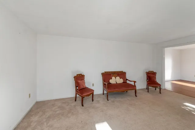 $619,900 | 294.5 Hampstead Road, Derry, NH 03038