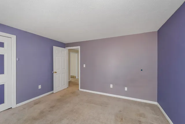 $619,900 | 294.5 Hampstead Road, Derry, NH 03038