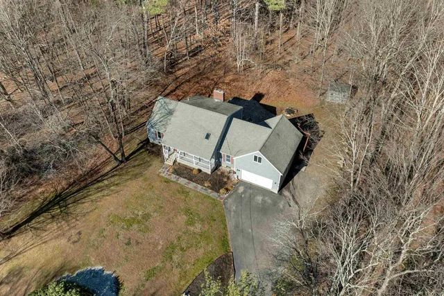 $619,900 | 294.5 Hampstead Road, Derry, NH 03038