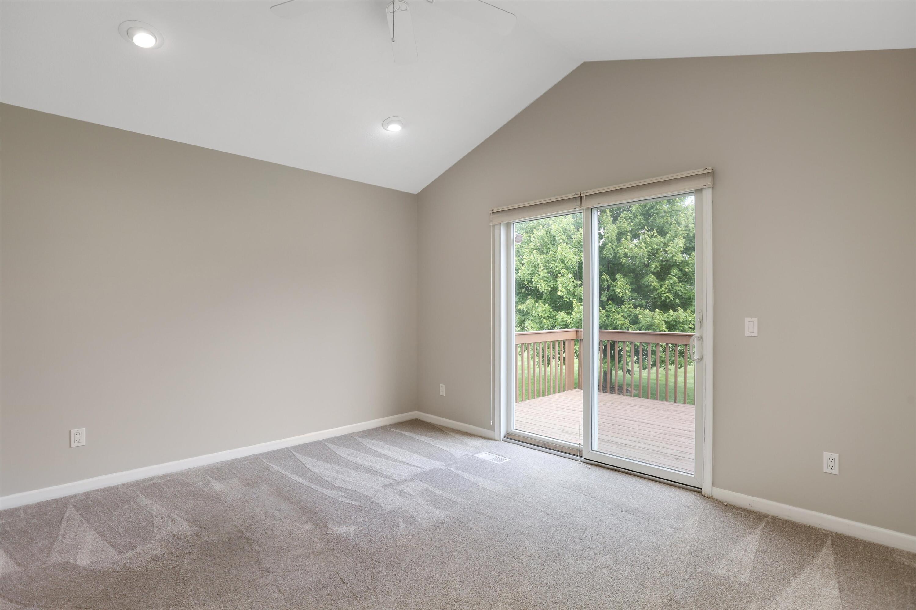 592 Ridge Lane Tecumseh, MI 49286 - Photo 18 of 39 18-592 Ridge Ln 0015