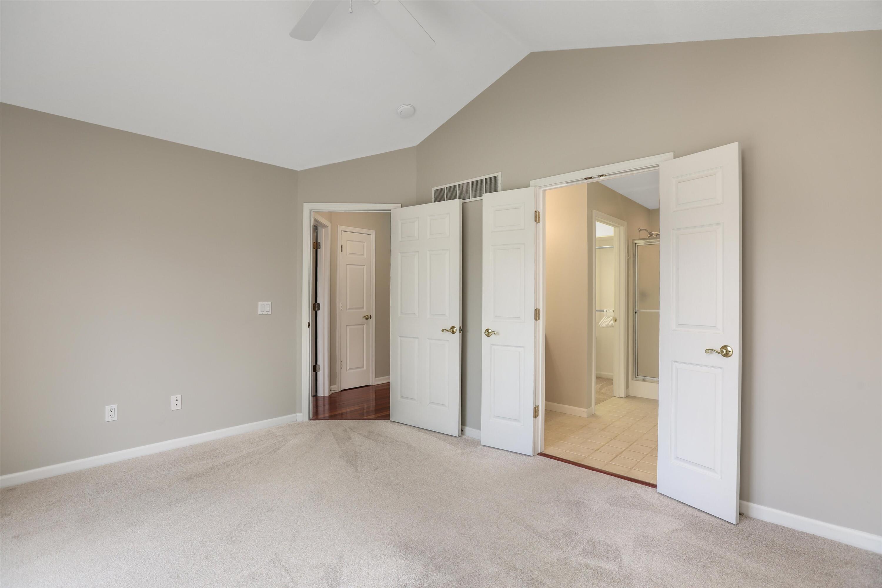 592 Ridge Lane Tecumseh, MI 49286 - Photo 19 of 39 19-592 Ridge Ln 0016