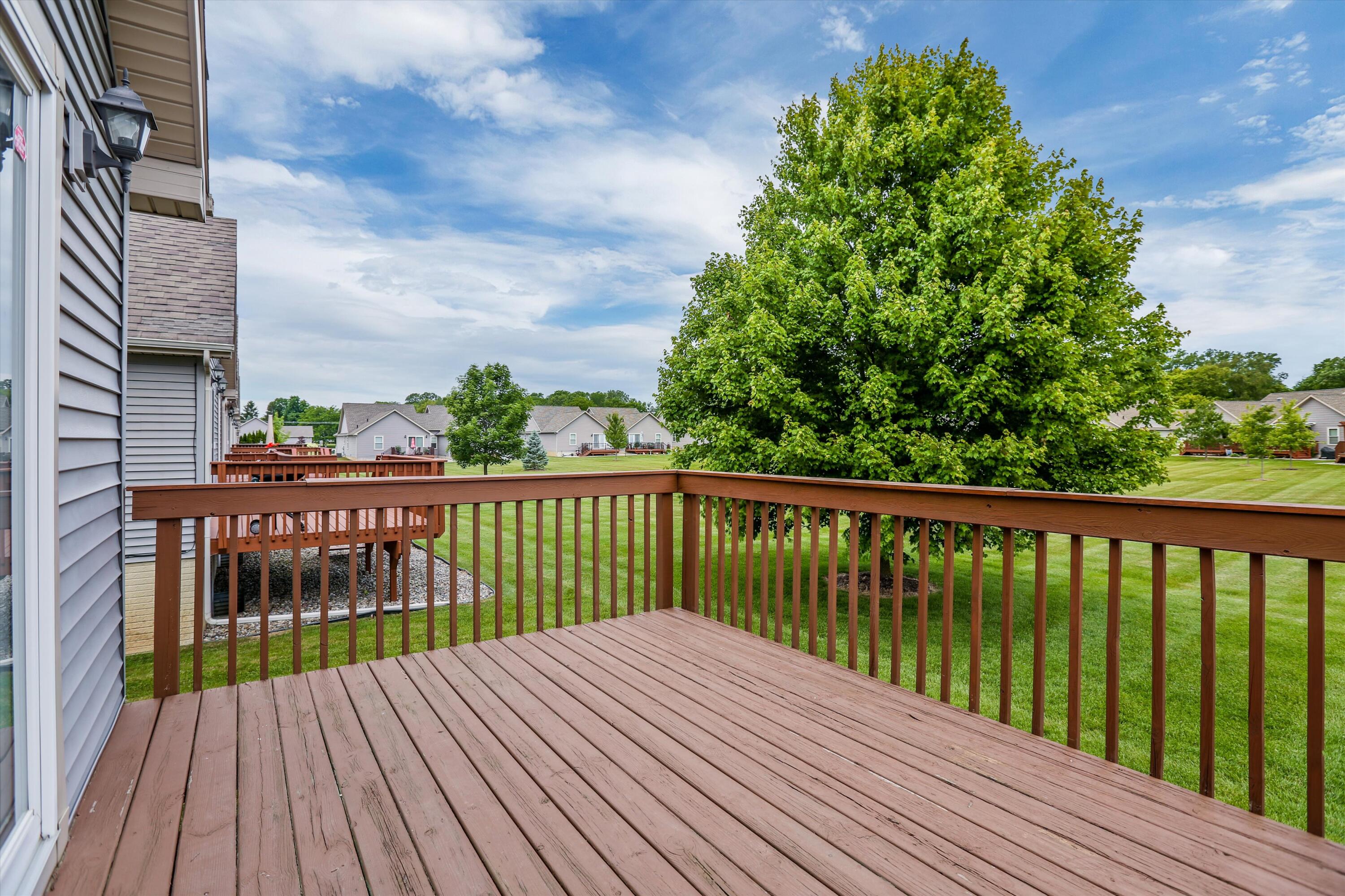592 Ridge Lane Tecumseh, MI 49286 - Photo 31 of 39 31-592 Ridge Ln 0027