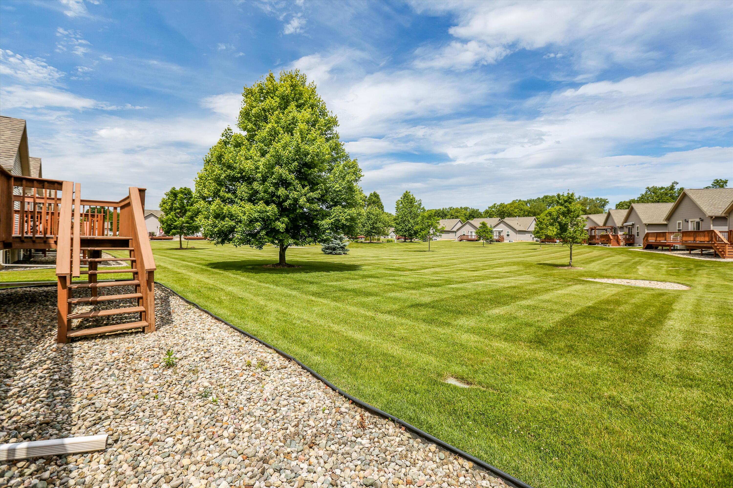 592 Ridge Lane Tecumseh, MI 49286 - Photo 33 of 39 33-592 Ridge Ln 0033
