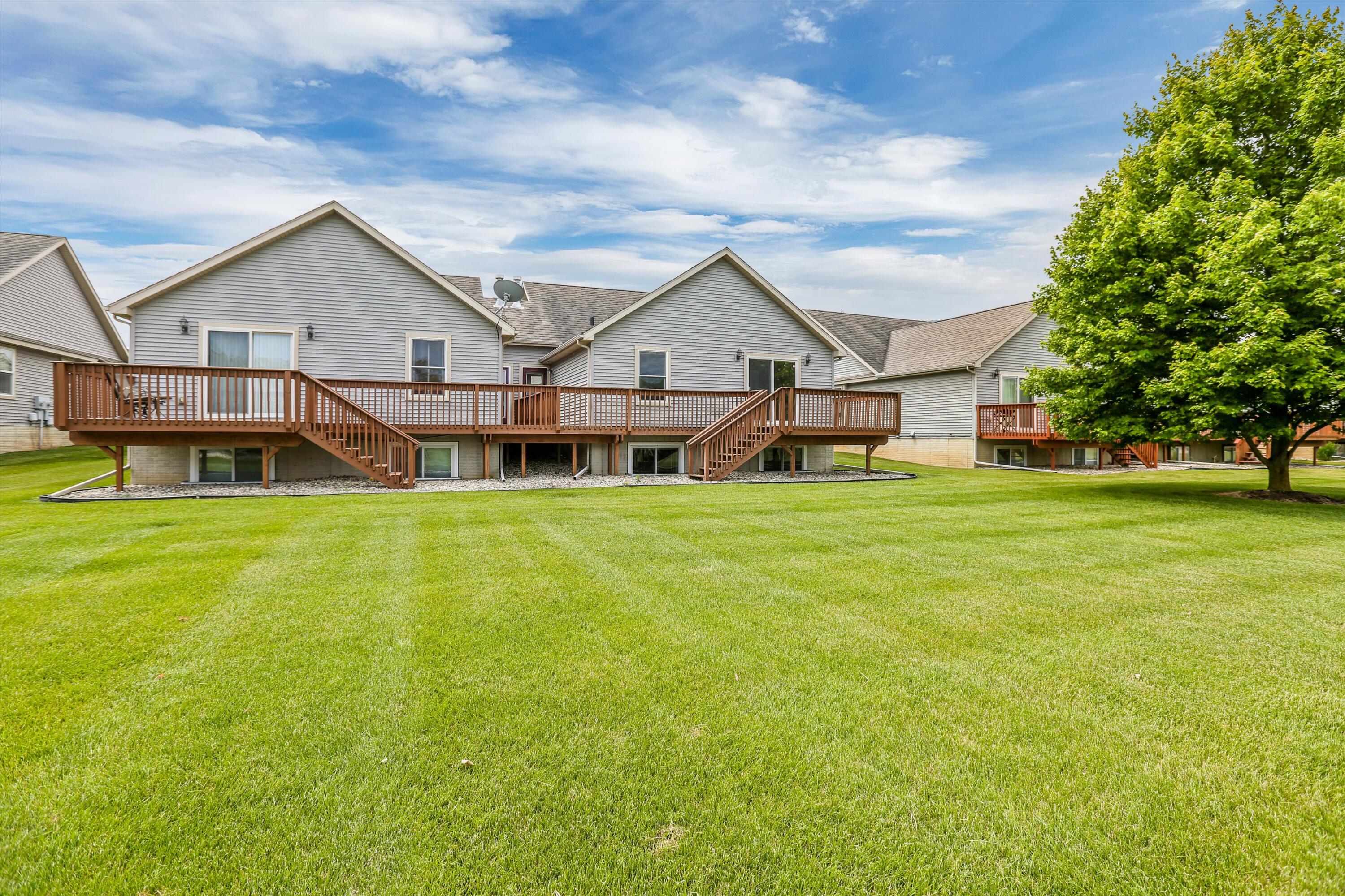 592 Ridge Lane Tecumseh, MI 49286 - Photo 34 of 39 34-592 Ridge Ln 0032