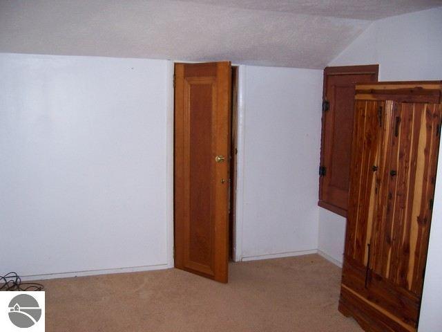 8680 South Lakeview Road Traverse City, MI 49684 - Photo 6 of 15 1713078-5.JPG