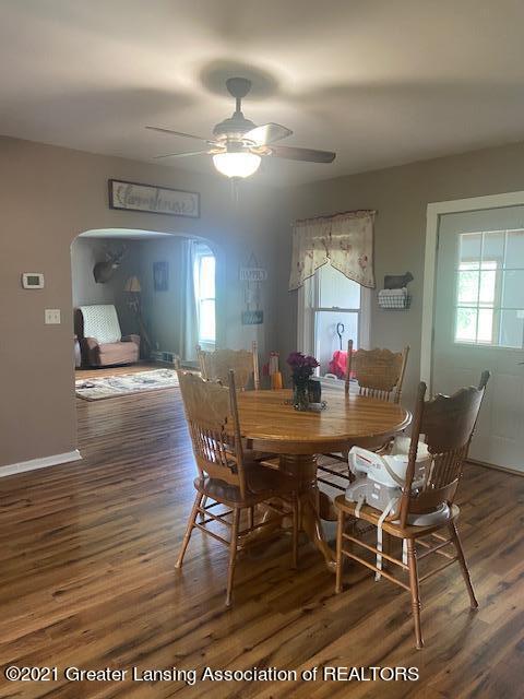 9703 Norris Road Dewitt, MI 48820 - Photo 6 of 26 IMG_1386