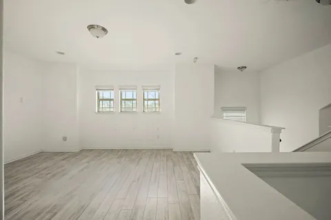 $425,000 | 800 Totis Road, Austin, TX 78748