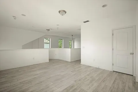 $425,000 | 800 Totis Road, Austin, TX 78748