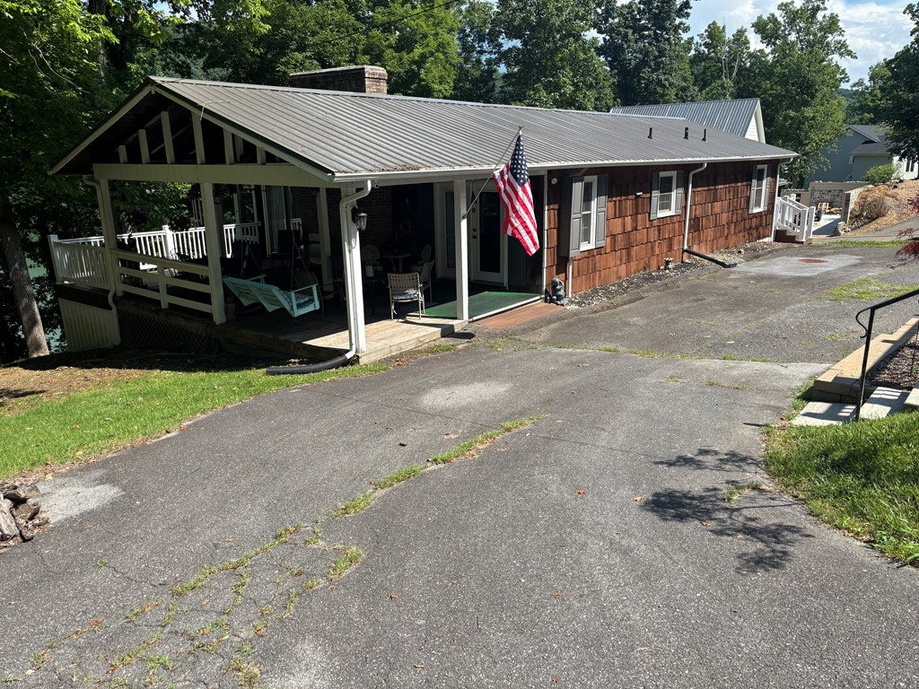 23105 Montego Bay Road Abingdon, VA 24211 - Photo 4 of 62 Gallery Image 4