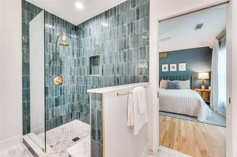 $885,000 | 5706 Kenwood Avenue, Dallas, TX 75206