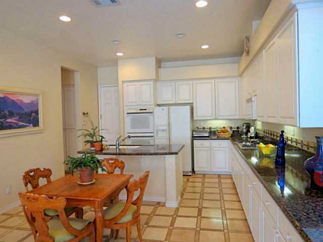 1231 Firecrest Way Fallbrook, CA 92028 - Photo 3 of 16
