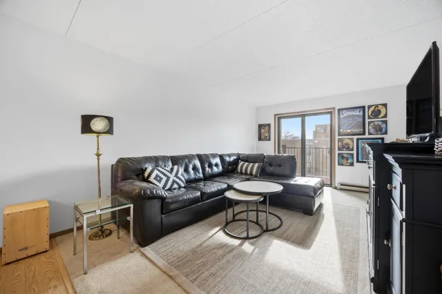 $166,900 | 1110 3rd Avenue North, Unit 201E, Fargo, ND 58102