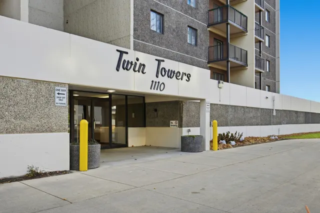 $157,900 | 1110 3rd Avenue North, Unit 201E, Fargo, ND 58102