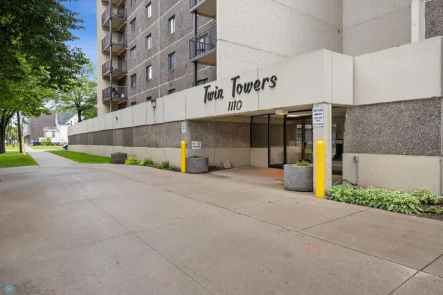 $157,900 | 1110 3rd Avenue North, Unit 201E, Fargo, ND 58102