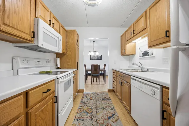 $166,900 | 1110 3rd Avenue North, Unit 201E, Fargo, ND 58102