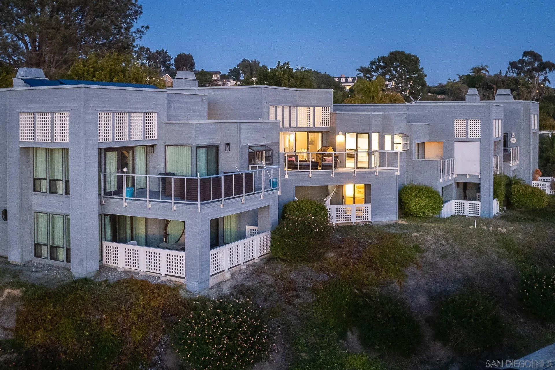 1060 America Way Del Mar, CA 92014 - Photo 34 of 61 a view of houses with a yard