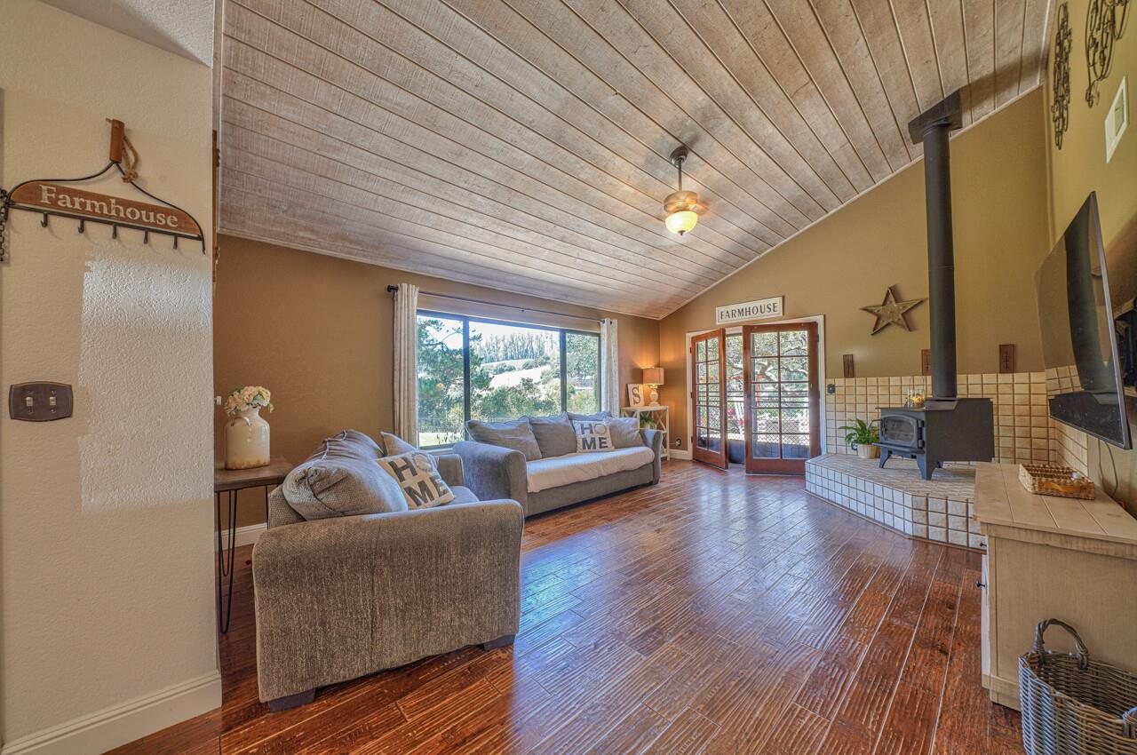180 Echo Valley Road Prunedale, CA 93907 - Photo 11 of 43 Gallery Image 11