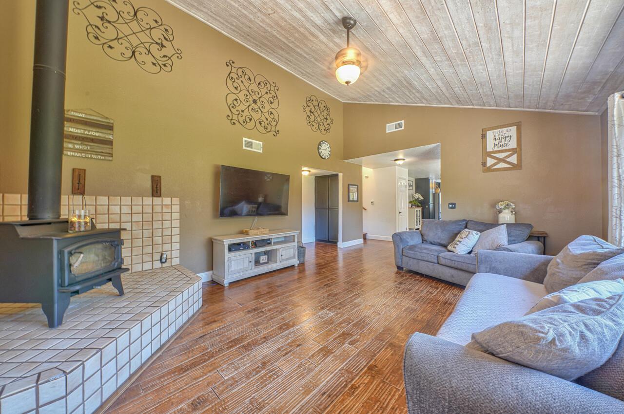 180 Echo Valley Road Prunedale, CA 93907 - Photo 12 of 43 Gallery Image 12