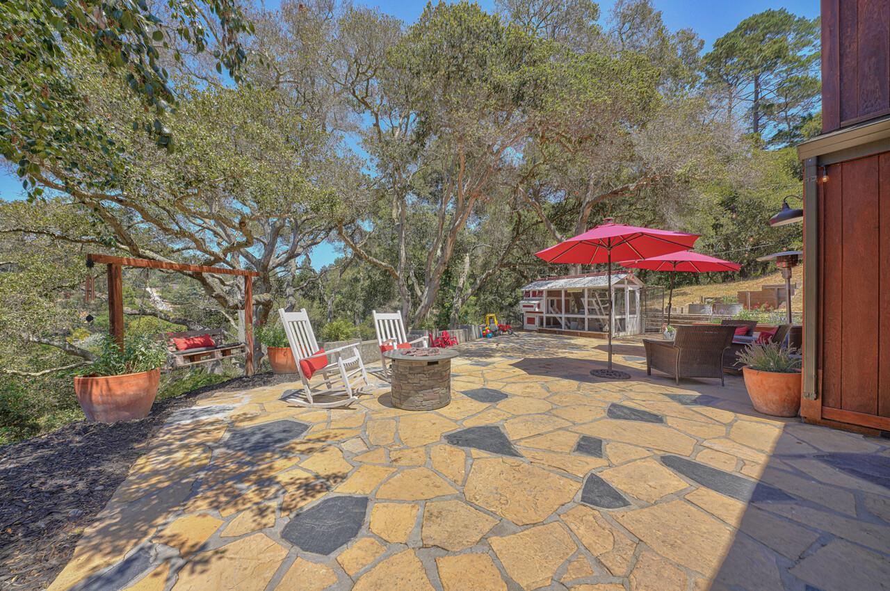180 Echo Valley Road Prunedale, CA 93907 - Photo 2 of 43 Gallery Image 2