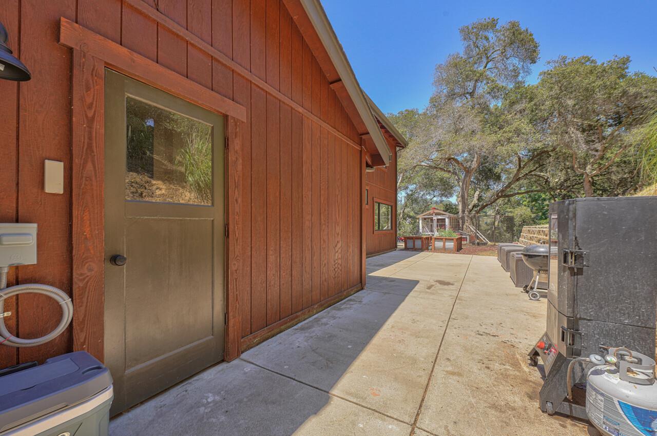 180 Echo Valley Road Prunedale, CA 93907 - Photo 33 of 43 Gallery Image 33