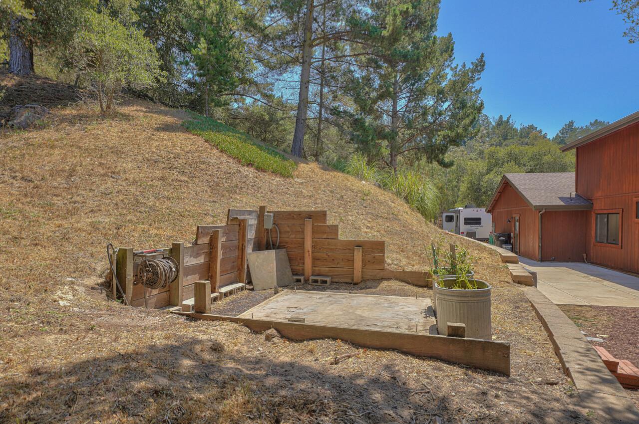 180 Echo Valley Road Prunedale, CA 93907 - Photo 34 of 43 Gallery Image 34