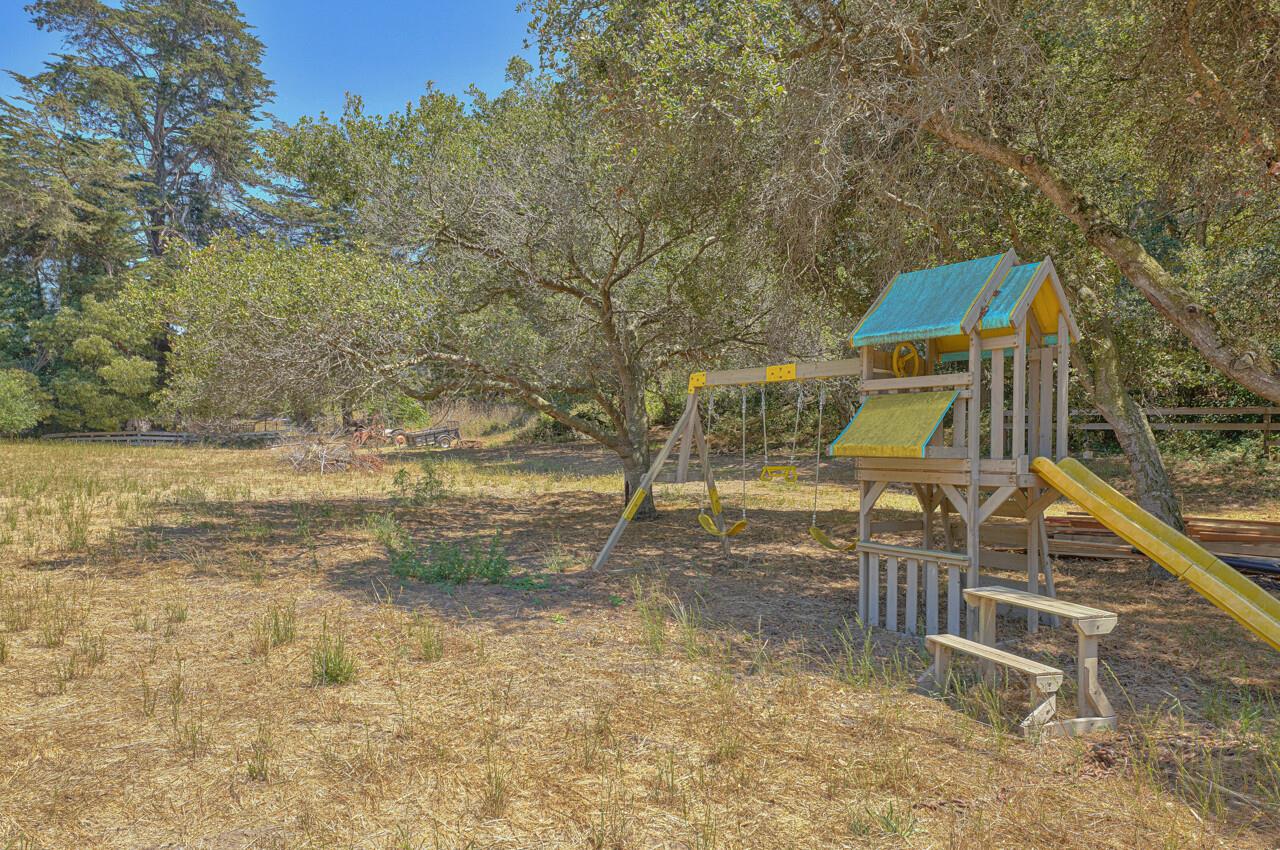 180 Echo Valley Road Prunedale, CA 93907 - Photo 39 of 43 Gallery Image 39