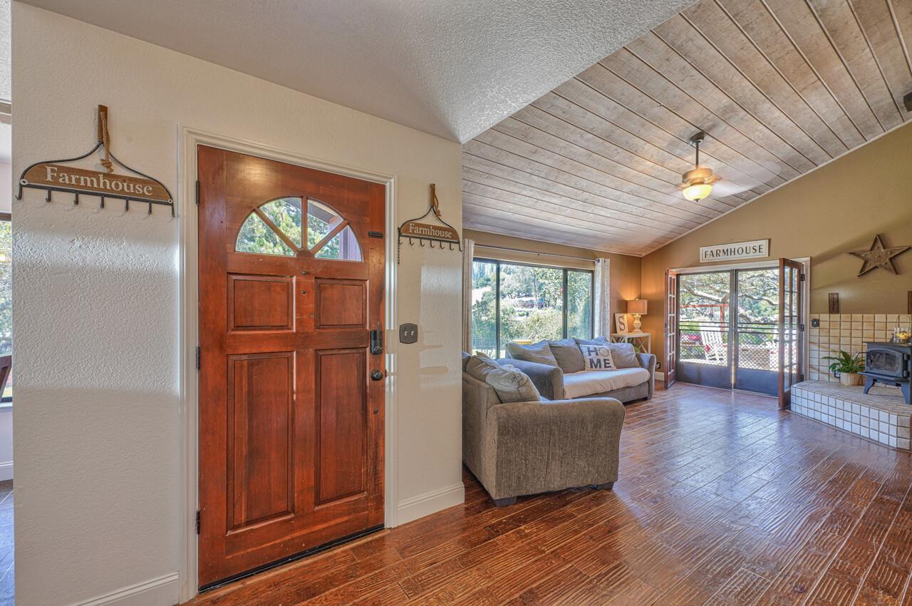 180 Echo Valley Road Prunedale, CA 93907 - Photo 8 of 43 Gallery Image 8