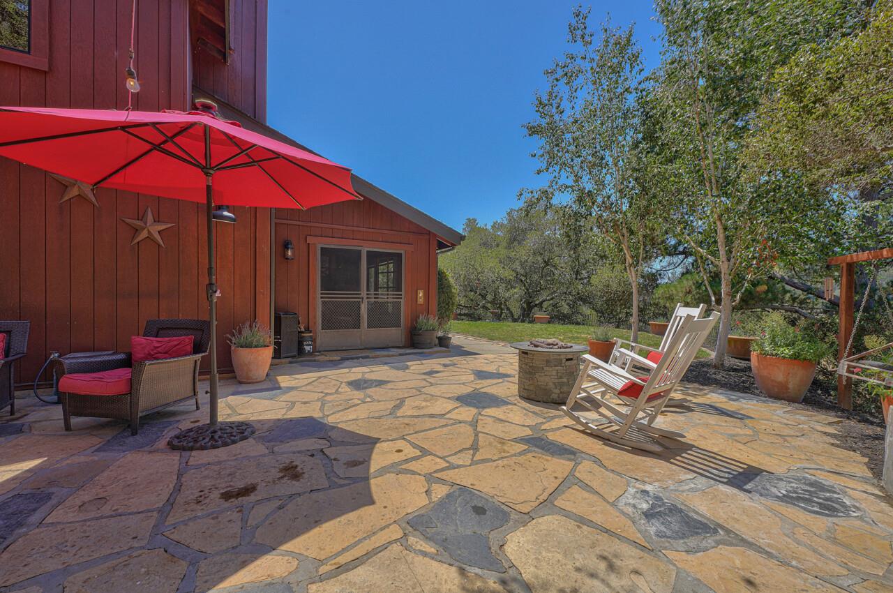 180 Echo Valley Road Prunedale, CA 93907 - Photo 9 of 43 Gallery Image 9