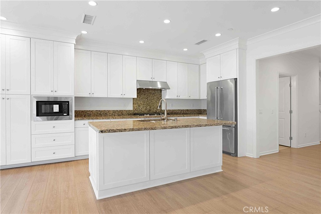 134 Working Ranch Irvine, CA 92602 - Photo 8 of 32