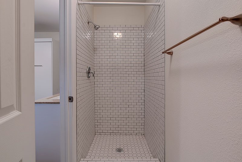 306 East 30th Street, Unit 3 Austin, TX 78705 - Photo 7 of 12