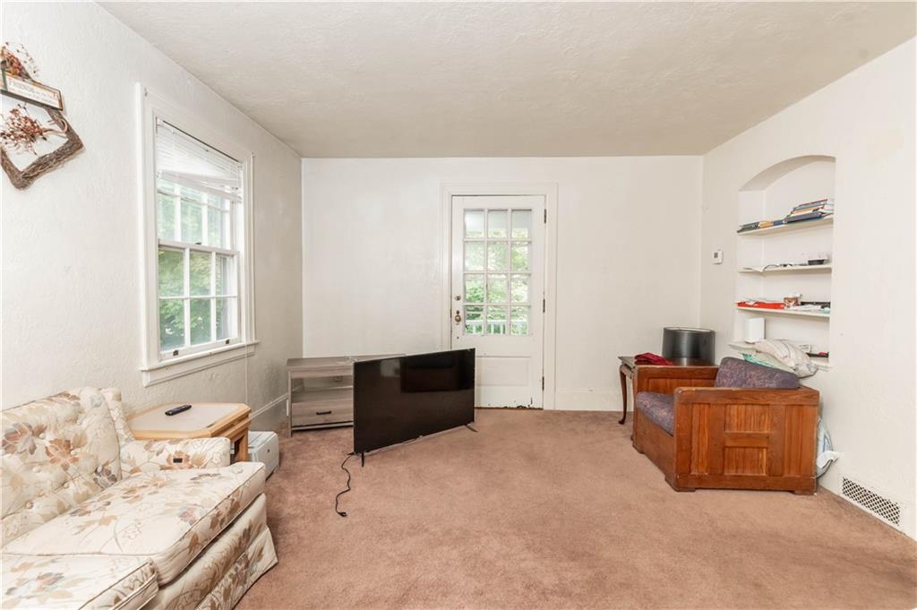 716 Wayne Avenue Indiana, PA 15701 - Photo 8 of 24