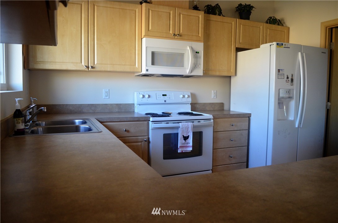 6320 199th Loop Southwest Rochester, WA 98579 - Photo 10 of 25