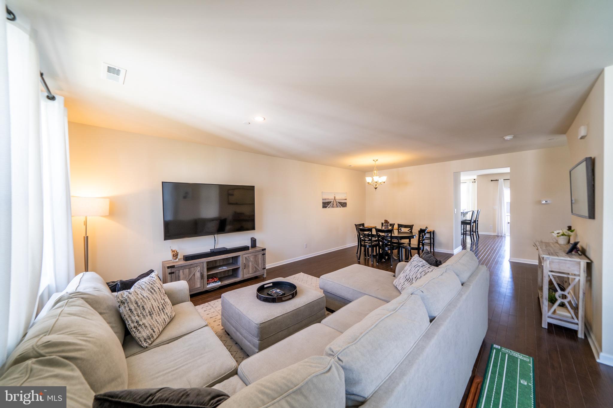 106 B Corvus Circle Springfield, PA 19064 - Photo 14 of 49 Gallery Image 14