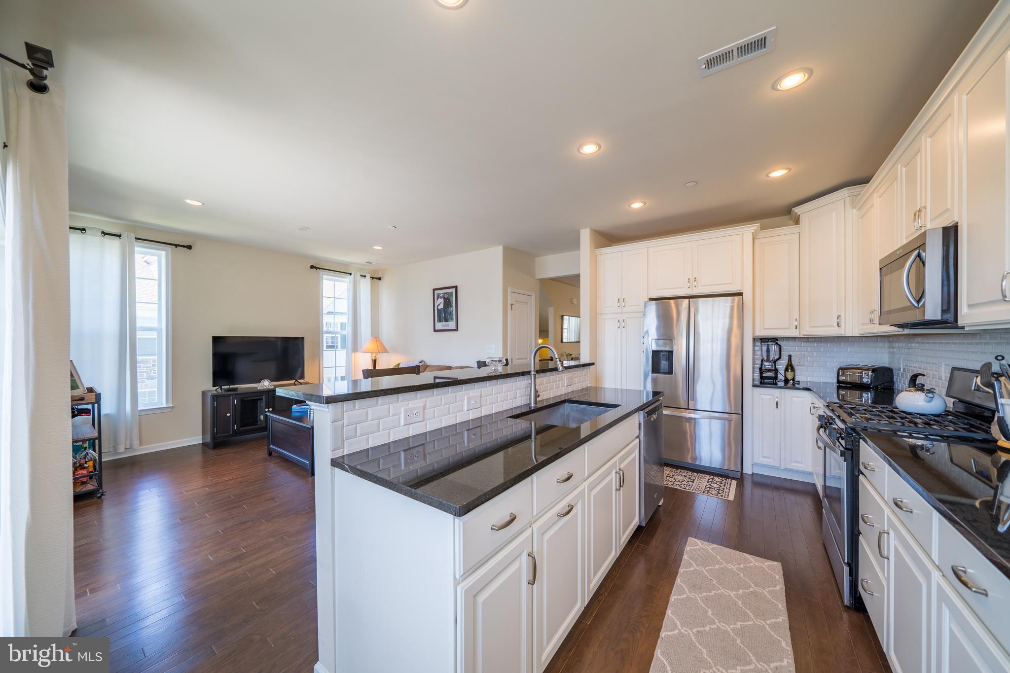 106 B Corvus Circle Springfield, PA 19064 - Photo 6 of 49 Gallery Image 6