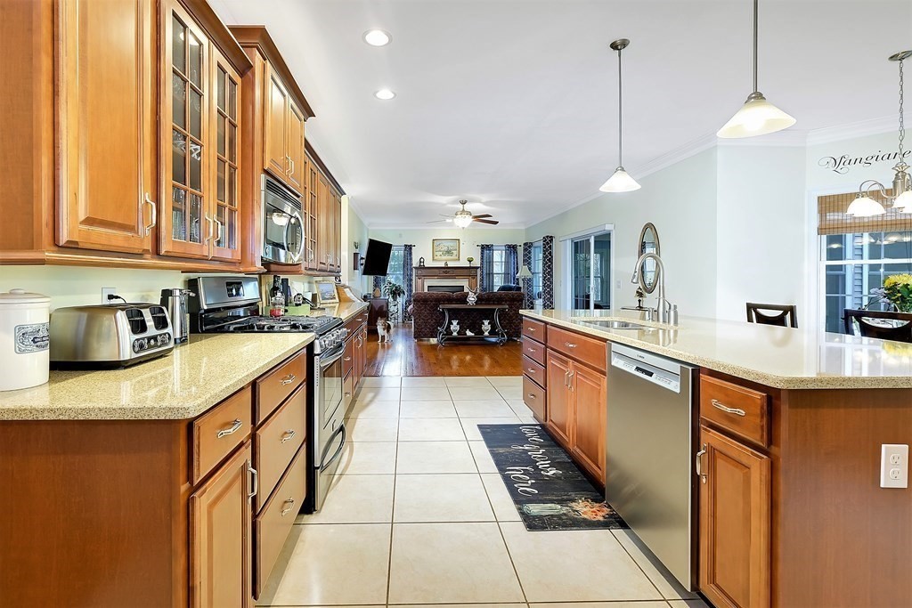 756 Glendale Road Wilbraham, MA 01095 - Photo 8 of 42 Gallery Image 8