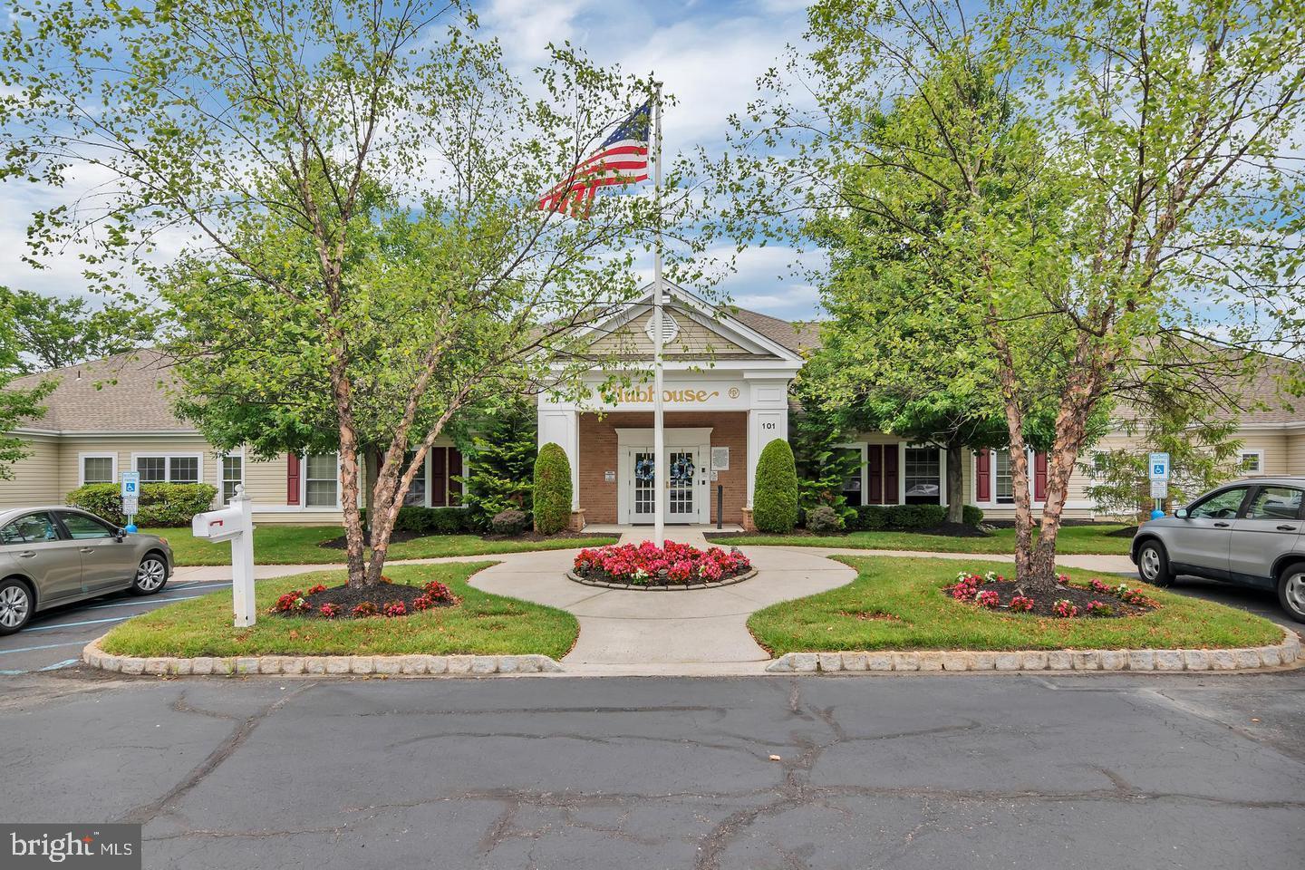 515 Hydrangea Drive Mount Laurel, NJ 08054 - Photo 32 of 36 a front view of a house with garden