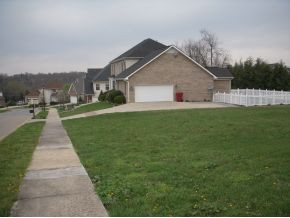 1308 Lake Ridge Square, Unit 5 Johnson City, TN 37601 - Photo 3 of 6 Neighbor to the Left