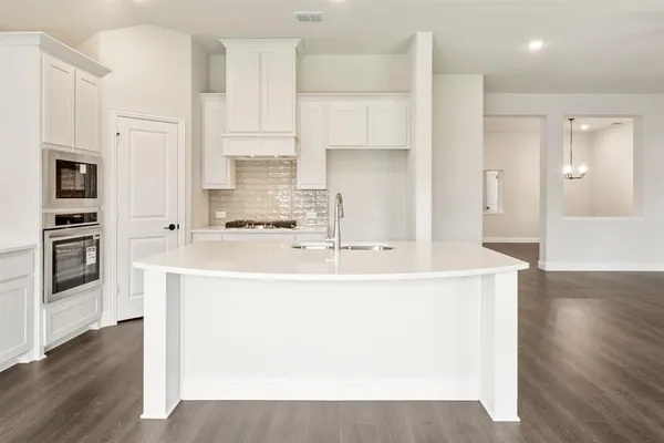 $473,015 | 824 Alamo Court, DeSoto, TX 75115