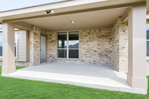 $473,015 | 824 Alamo Court, DeSoto, TX 75115