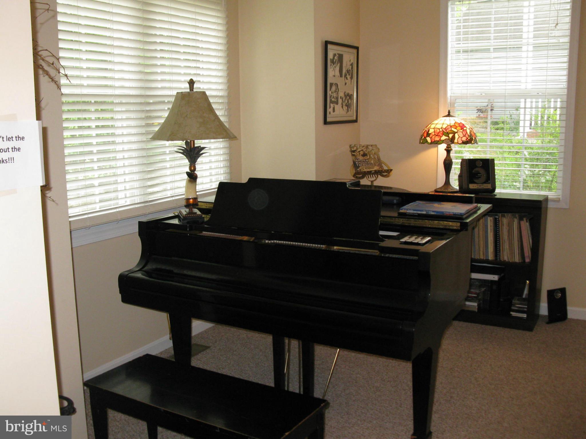 106 Ridge Run Road, Unit 22 North East, MD 21901 - Photo 4 of 29 Living Room