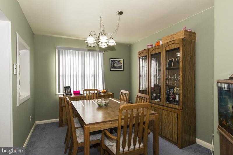 3419 North Point Road Baltimore, MD 21222 - Photo 8 of 26 Dining Room